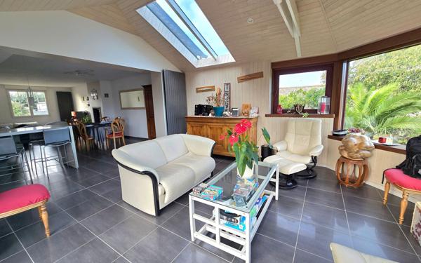 Maison à vendre    5 pièces •  Guipavas