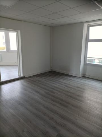 Opportunité d'Investissement Exceptionnelle à Nantes - Quartier Salorges-Sainte-Anne pour cet immeuble complet constitué de 7 lots à usage mixte