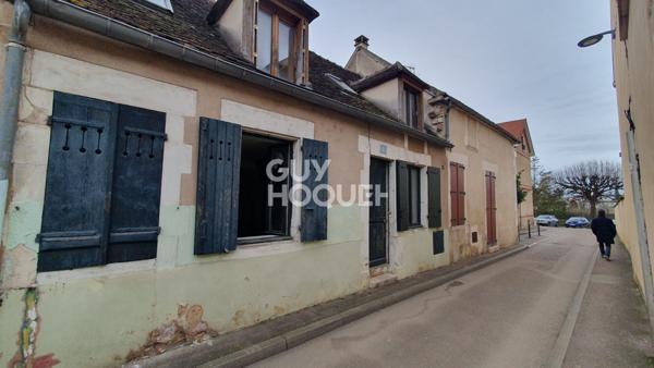 Maison de ville . Centre historique d'Auxerre