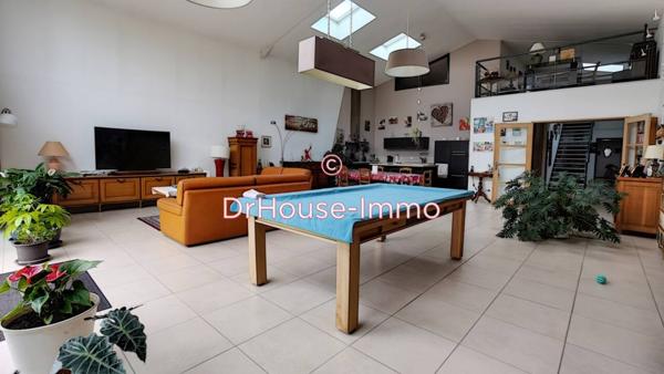 Loft / Atelier à vendre 7 pièces de 315 m²