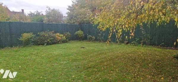 MAISON IDEALEMENT SITUEE SUR HALLENNES LEZ HAUBOURDIN