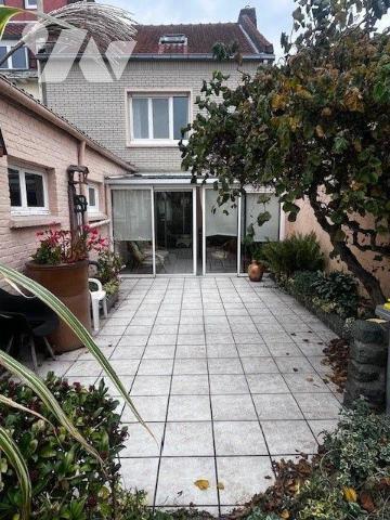 Maison à Vendre à Carvin (62220) dans le Pas-de-Calais (62)

Nous vous présentons une maison ...