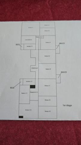 Bureaux  181 m2 HYPERCENTRE Poitiers avec 5  places de parking