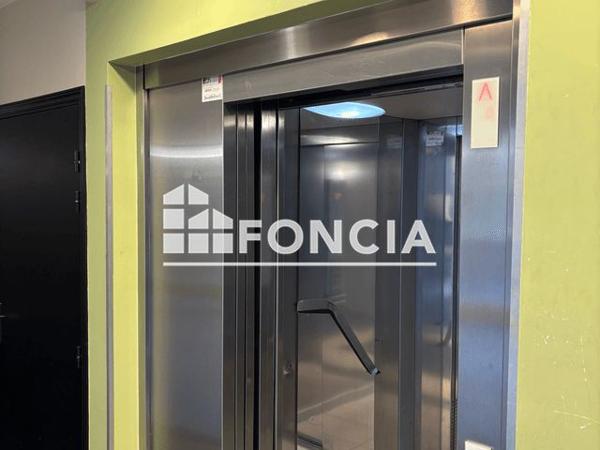 Location Appartement 2 pièces 41.4 m² - GARDEN WAY Asnieres-sur-seine 92600