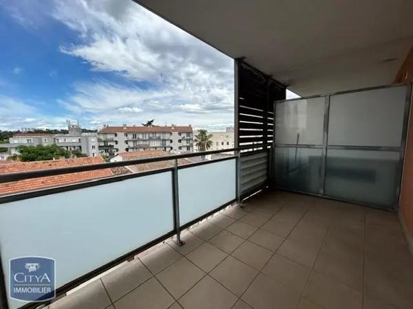Appartement à louer 2 pièces 44.39m² Nîmes (30000)