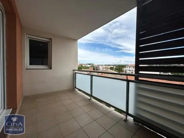 Appartement à louer 2 pièces 44.39m² Nîmes (30000)