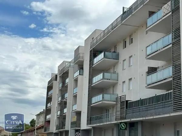 Appartement à louer 2 pièces 44.39m² Nîmes (30000)