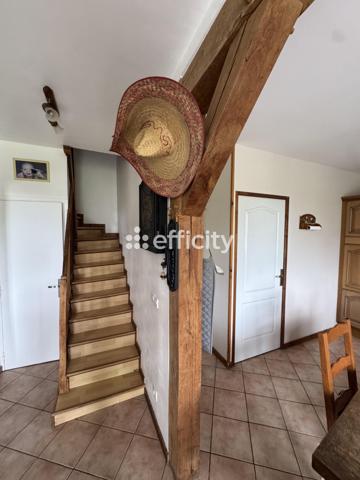 Maison
         6 pièces
        - 185 m² 338 000 € *