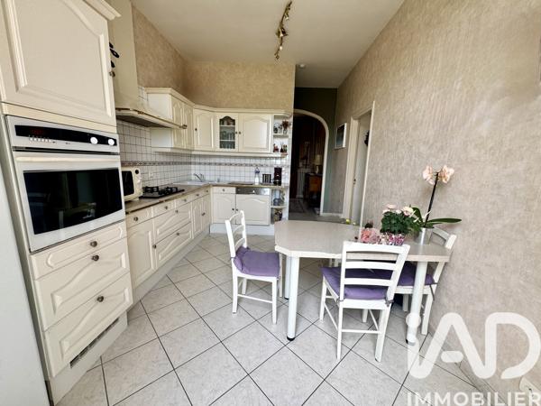 Maison à vendre 5 pièces 119 m² Pont-sur-Yonne