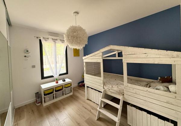 MAISON CENTRE VILLE 3CH PISCINE GARAGE 800M² DE TERRAIN