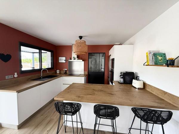 MAISON CENTRE VILLE 3CH PISCINE GARAGE 800M² DE TERRAIN