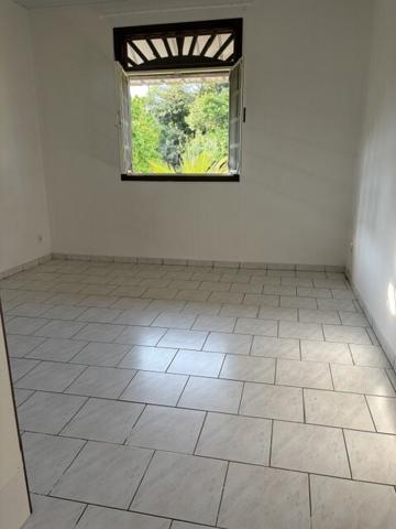 Appartement À louer en Guyane / MANA 97360