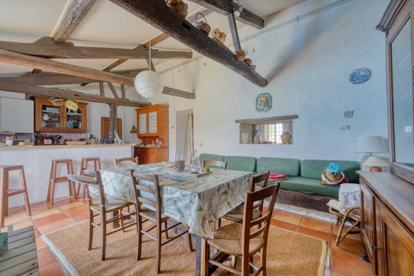 Maison
         5 pièces
        - 185 m² Exclusivité