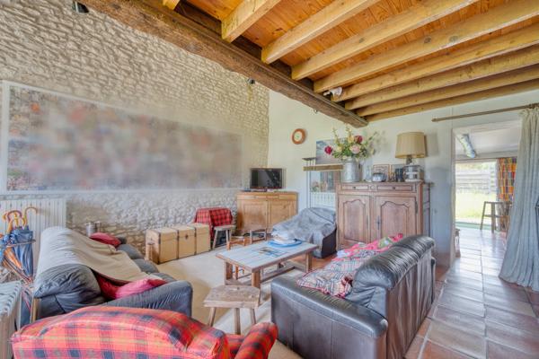 Maison
         5 pièces
        - 185 m² Exclusivité