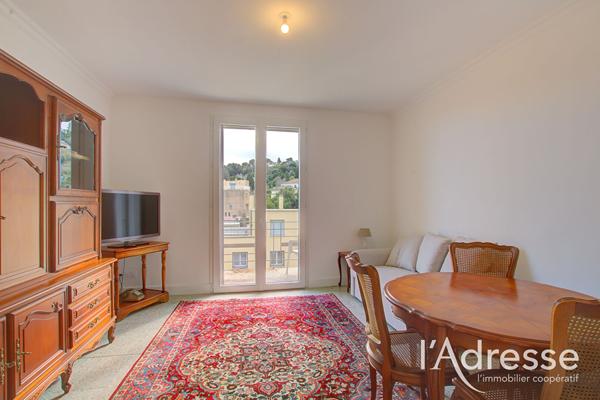 BASTIA, centre ville, Appartement 3 pièces meublé + GARAGE, secteur tribunal