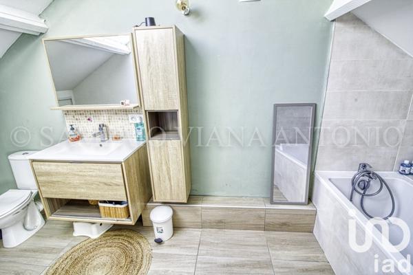 Maison à vendre 6 pièces 124 m² Saint-Pierre-lès-Nemours