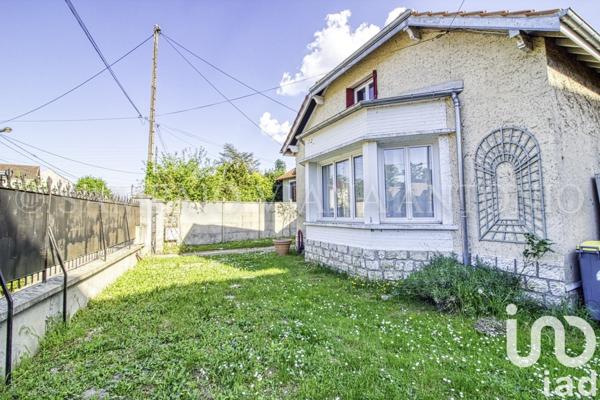 Maison à vendre 6 pièces 124 m² Saint-Pierre-lès-Nemours