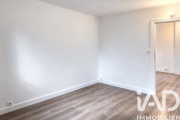 Appartement à vendre 4 pièces 57 m² Bagnols-sur-Cèze