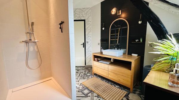 Maison en pierre de 6 pièces à vendre à Mordelles, exposée plein sud