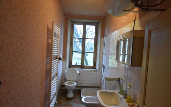 Maison à vendre    3 pièces • 80 m2 Léré