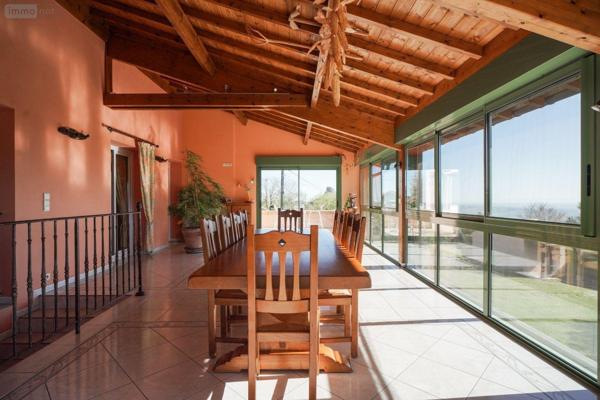 Maison individuelle à vendre à Solutré-Pouilly en Saône-et-Loire (71960), ref : 13779/989