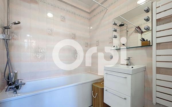 Appartement à vendre    2 pièces • 43 m2 Montrouge