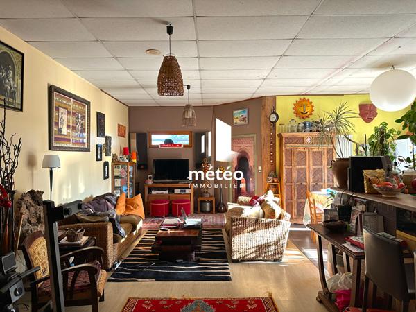 Local commercial avec habitation et stockage – Longeville sur Mer