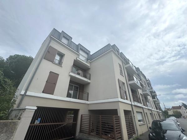 PLACE DE PARKING EN SOUS SOL à louer MANTES LA VILLE (78)