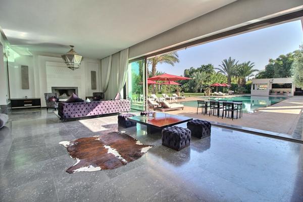À vendre propriété sur la route de Ouarzazate à Marrakech