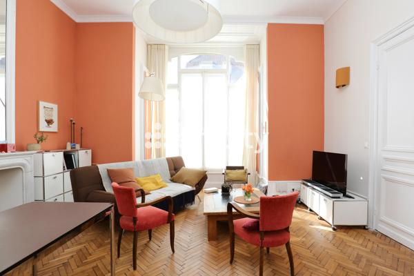 Maison 8 pièces - 222 m²