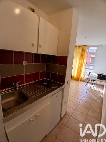 Location studio 22 m² Saint-Denis