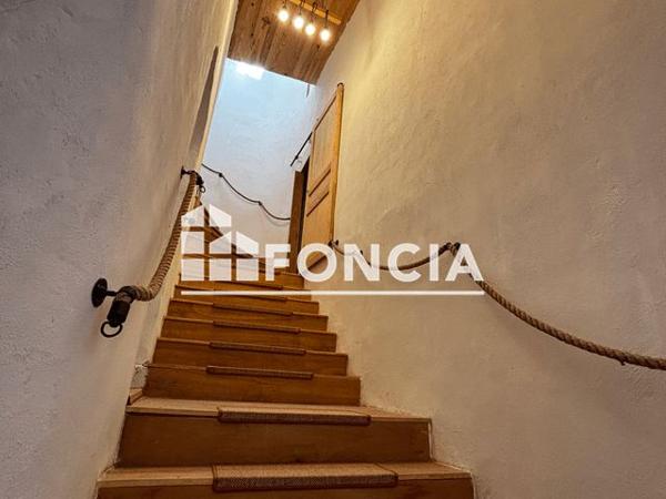 Location Maison 7 pièces 156.2 m² - 10 RUE DU CENTRE Durban Corbieres 11360