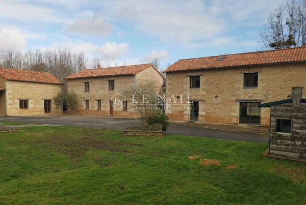 Joli Moulin datant du XVIIIème Siècle