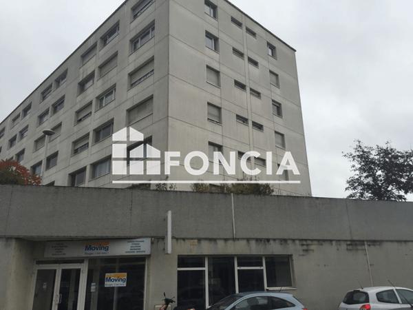 Location Studio 27.06 m² - 190 BD JEAN ROYER Tours 37000