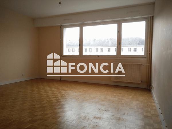 Location Studio 27.06 m² - 190 BD JEAN ROYER Tours 37000