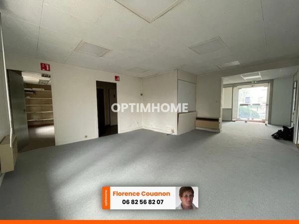 Local/bureau à vendre RAMBOUILLET (78). POSSIBILITE DE FAIRE UN APPARTEMENT A LA PLACE.
