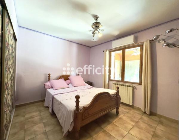 Maison
         7 pièces
        - 220 m² Exclusivité 750 000 € *