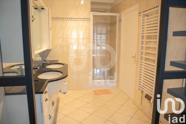 Maison à vendre 7 pièces 164 m² Saint-Maur-des-Fossés