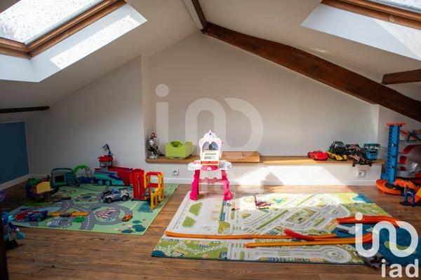 Maison à vendre 7 pièces 164 m² Saint-Maur-des-Fossés