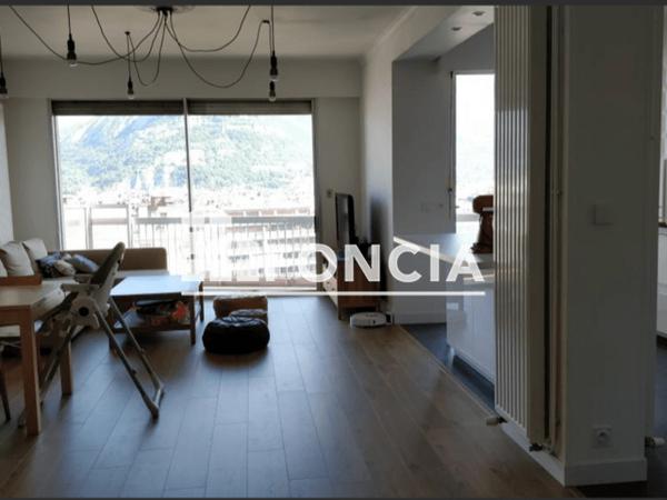 Location Appartement 4 pièces 103.02 m² - 16 RUE GENERAL MANGIN Grenoble 38100