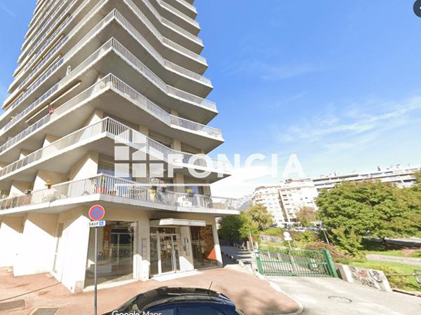 Location Appartement 4 pièces 103.02 m² - 16 RUE GENERAL MANGIN Grenoble 38100