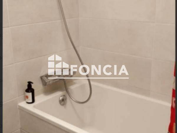 Location Appartement 4 pièces 103.02 m² - 16 RUE GENERAL MANGIN Grenoble 38100