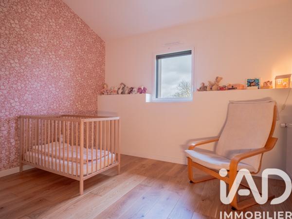 Maison à vendre 6 pièces 160 m² Saint-Léger-les-Vignes