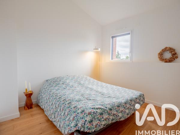 Maison à vendre 6 pièces 160 m² Saint-Léger-les-Vignes