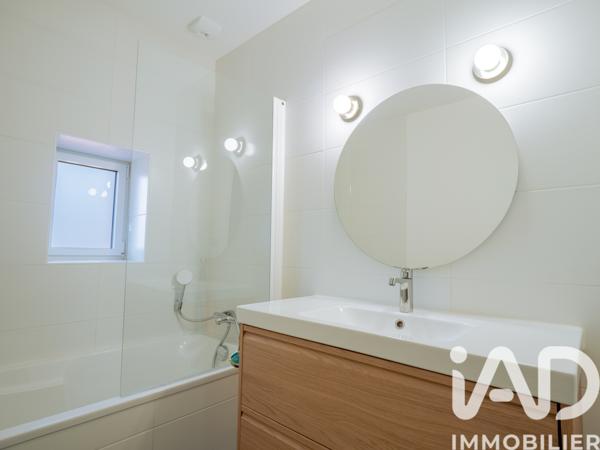 Maison à vendre 6 pièces 160 m² Saint-Léger-les-Vignes