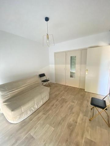 Appartement à louer 480 € CC Montauban 1 pièce 27 m² DPE E