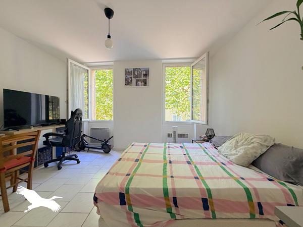 Appartement à vendre 58 000 € Aubagne 1 pièce 23 m² DPE D