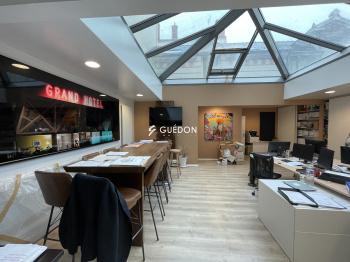 DROIT AU BAIL - 45 m² - ANGERS EMPLACEMENT N°1
