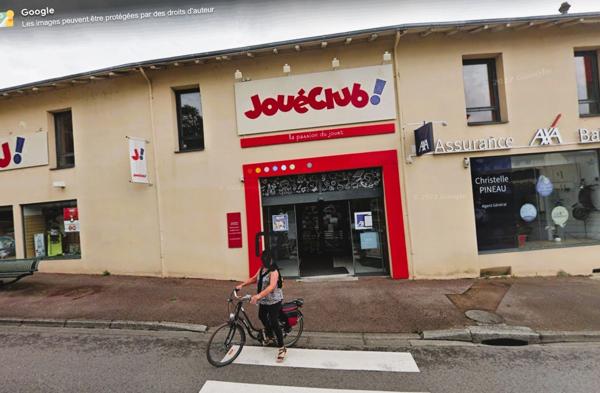 Surface Commercial Magasin Centre Ville 800m2+ 150 m2 St Junien Saint junien