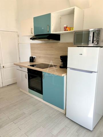 Angouleme quartier St Martin, adorable maison de ville 2 chb avec courette